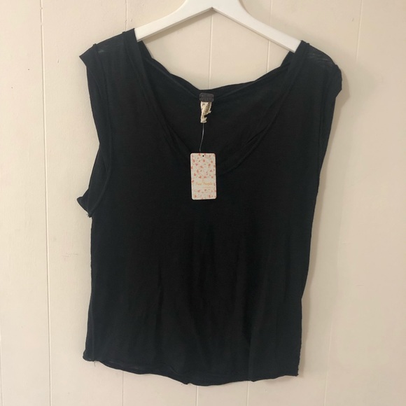 NWT We the Free Cleo black tee (S) - Picture 2 of 8